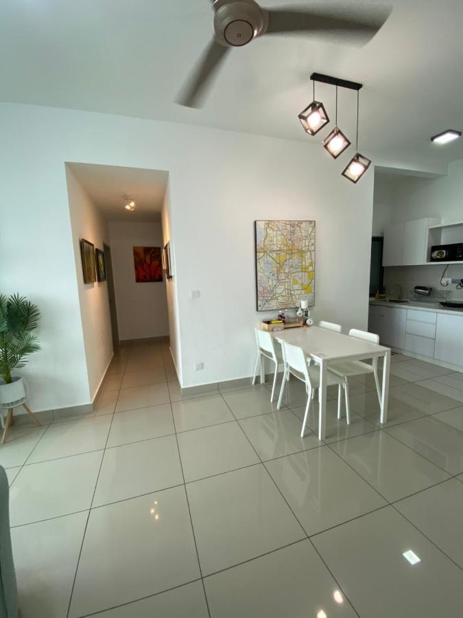 Bangi Almyra Suite Экстерьер фото